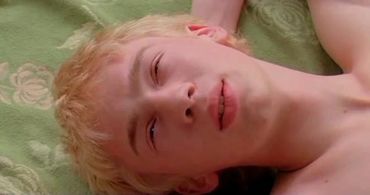 Tino Mewes in Do Fish Do It? (2002)