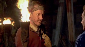 Jeff Probst and Ron Clark in Survivor (2000)