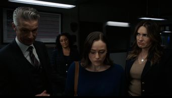 Mariska Hargitay, Peter Scanavino, and Elizabeth Paige in Law & Order: Special Victims Unit (1999)