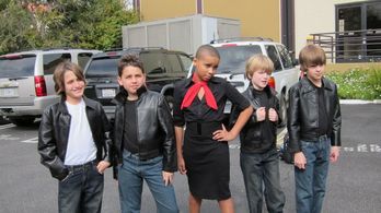 House Of Lies with Aaron Landon, Reme Fiore, Donnis Leonard, Evan Hannermann, Corey Fogelmanis