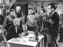 Edmund Breon, Robert Cornthwaite, George Fenneman, Paul Frees, Everett Glass, and Margaret Sheridan in The Thing from An