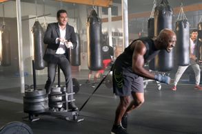 Tom Ellis and D.B. Woodside in Lucifer (2016)