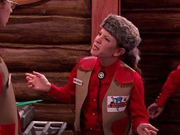 Amy Davidson in 8 Simple Rules (2002)