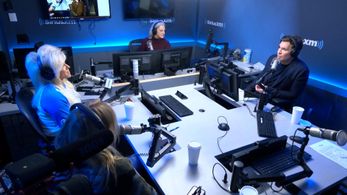 Jeff Lewis, Theresa Caputo, and Megan Weaver in Jeff Lewis Live: Theresa Caputo Does a Jeff Lewis Reading (2022)