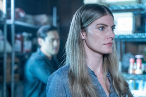 Raymond Lee and Caitlin Bassett in Quantum Leap (2022)