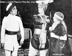 Cleo Ridgely and Lou Tellegen in The Victoria Cross (1916)