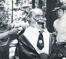 Barry Diamond and Bruce Fox in Heartbeeps (1981)