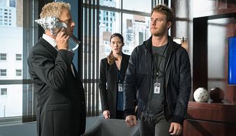 Greg Germann, Jennifer Carpenter, and Jake McDorman in Limitless (2015)