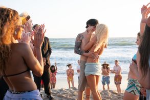 Sebastian Stan, Zack Gold, Pepi Sonuga, Alberto Manquero, and Lily James in Pam & Tommy (2022)