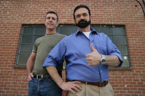 Anthony Sullivan and Billy Mays in Pitchmen (2009)