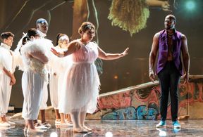 Simone Recasner and Ser'Darius Blain in The Big Leap (2021)