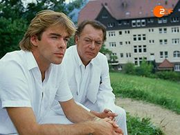 Sascha Hehn and Klausjürgen Wussow in The Black Forest Hospital (1985)