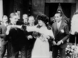 Ossi Oswalda in I Don't Want to Be a Man (1918)