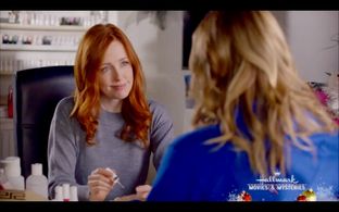 Amanda Lisman and Eloise Mumford in A Veteran's Christmas