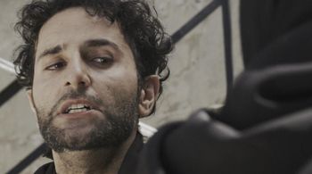 Nick Shakoour in Madaran (2016)