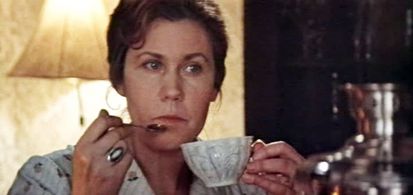 Alevtina Rumyantseva in Den svadby pridyotsya utochnit (1980)