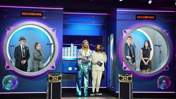 Bill Kaulitz, Tom Kaulitz, Jan Delay, Jasna Fritzi Bauer, Elif, and Daniel Donskoy in That's My Jam mit Bill & Tom Kauli