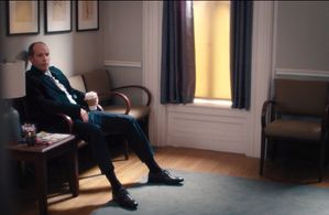 Craig Wroe as Detective Chris Kelly on the Netflix series 