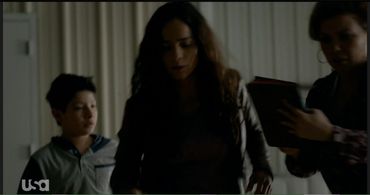 Alice Braga, Justina Machado, and Adolfo Alvarez in Queen of the South (2016)