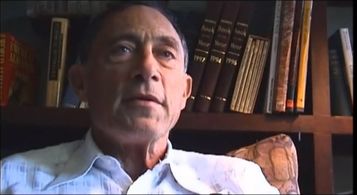 John E. Mack in Enlevés (2004)