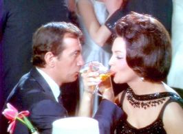 Leo Anchóriz and Sara Montiel in Casablanca, Nest of Spies (1963)