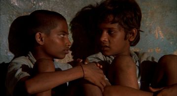 Ramesh Deshavani and Shafiq Syed in Salaam Bombay! (1988)