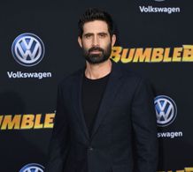 Stephen Schneider in Bumblebee (2018)