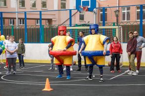 Pavel Vorozhtsov and Viktor Khorinyak in Parents Committee (2020)