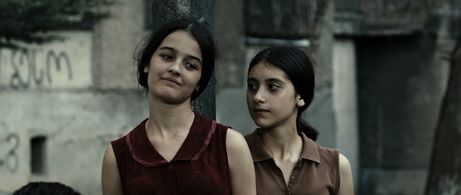 Mariam Bokeria and Lika Babluani in In Bloom (2013)
