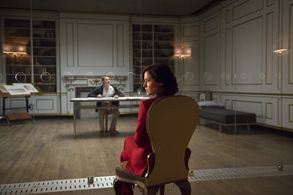 Caroline Dhavernas and Mads Mikkelsen in Hannibal (2013)