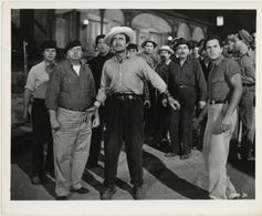 Robert Monet, Gilbert Roland, and Mario Siletti in Thunder Bay (1953)