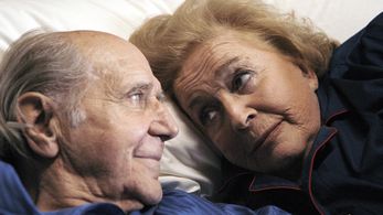 Manuel Alexandre and China Zorrilla in Elsa & Fred (2005)