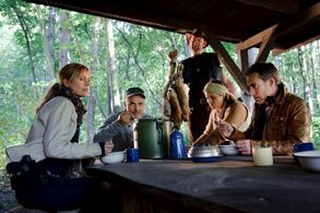 Hansa Czypionka, Marco Girnth, Melanie Marschke, Elisabeth Baulitz, and Volker Wackermann in Leipzig Homicide (2001)