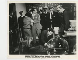 Rosita Arenas, Wolf Ruvinskis, and Jack Taylor in Neutrón contra el Dr. Caronte (1963)