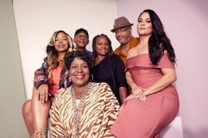 Paula Jai Parker, Ralph Farquhar, Jo Marie Payton, Alisa Reyes, Bruce W. Smith, and Karen Malina White at an event for T