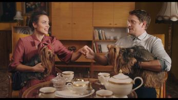 Stepán Benoni and Gabriela Marcinková in Mothers (2021)