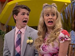 DeVore Ledridge and Ethan Wacker in Bizaardvark (2016)