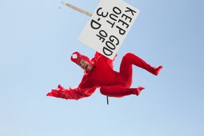 Chris Pontius in Jackass 3.5 (2011)