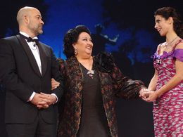 Montserrat Caballé, Antonio Resines, and Maribel Verdú in XIX premios Goya (2005)