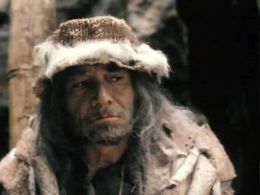 Armen Dzhigarkhanyan in Dve strely. Detektiv kamennogo veka (1989)