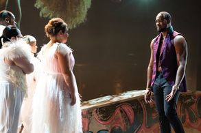 Simone Recasner and Ser'Darius Blain in The Big Leap (2021)