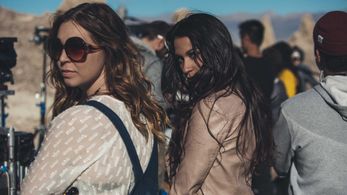 Behind the Scenes 'Deserted' Dana Rosendorff, Kelly Branigan