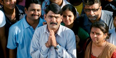 Makarand Anaspure in Agadbam (2010)