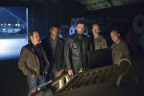 Michael Irby, Jose Pablo Cantillo, Clive Standen, Gaius Charles, and James Landry Hébert in Taken (2017)