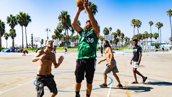 Venice Beach basketball