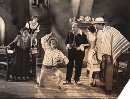 Helena D'Algy, Hedda Hopper, Daniel Makarenko, Jack Rollens, Evelyn Selbie, and Lou Tellegen in The Silver Treasure (192