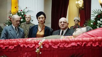 Steve Buscemi, Simon Russell Beale, Olga Kurylenko, and Vaslov Goom in The Death of Stalin (2017)