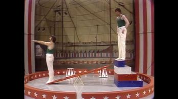 Dennis Allen and Richard Dawson in Rowan & Martin's Laugh-In (1967)