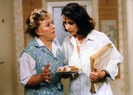 Jirina Bohdalová and Veronika Freimanová in Svedkyne (1991)