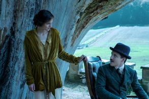 Emma Corrin and Matthew Duckett in Lady Chatterley's Lover (2022)